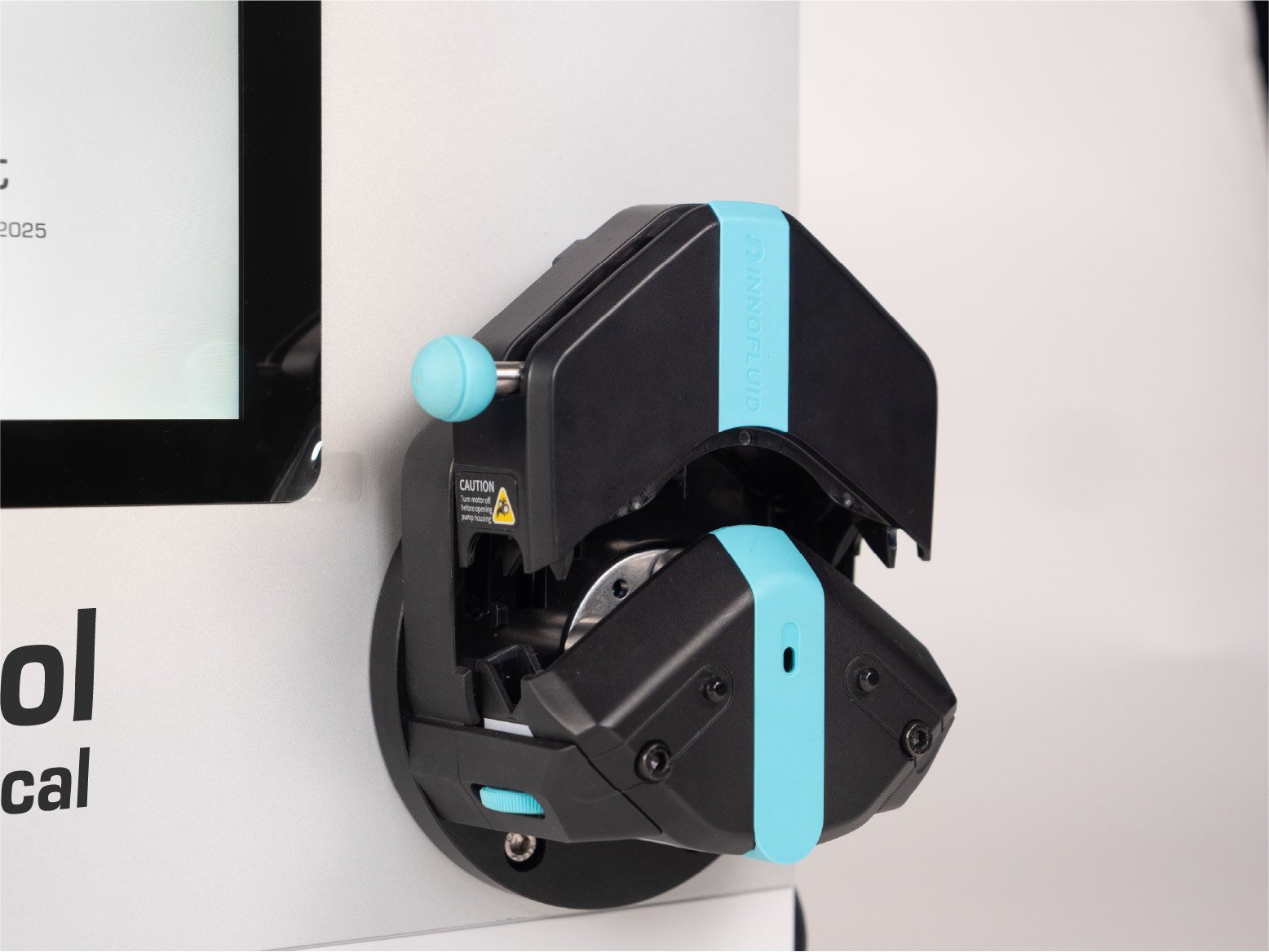 WEB FlushControl Flushing pump cloeseup WEB FlushControl Flushing pump cloeseup